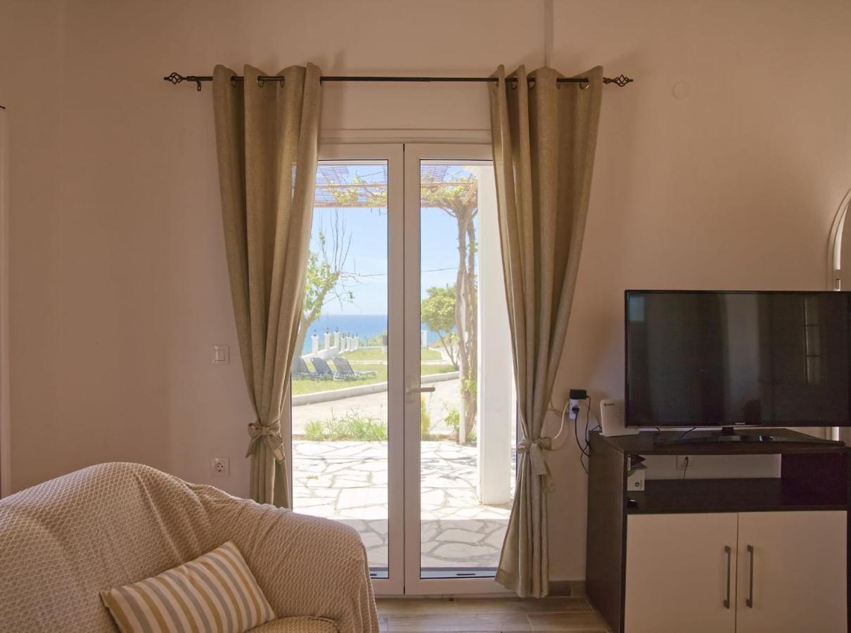 Villa Riviera Agios Georgios  Buitenkant foto